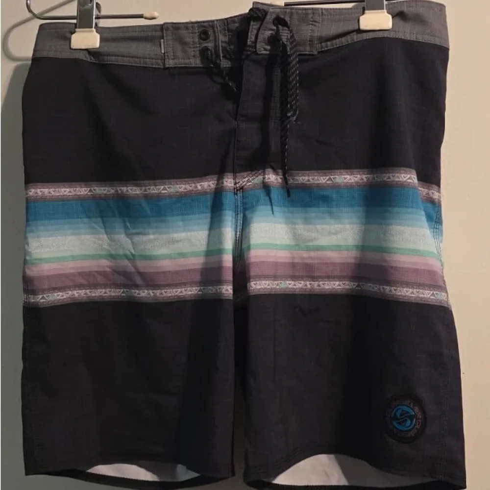 Quiksilver Men's Navy and Purple Board Shorts